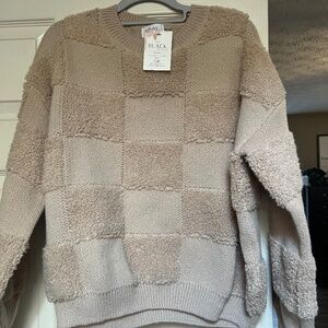 Bluivy Sweater